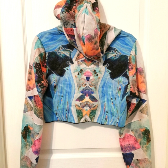 Electrothreads Gemini Cropped Hoodie - Picture 3 of 4